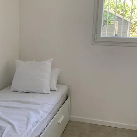 アパート T2 : A 50m De La Plage, Proche Du Port, Jardinet Privatif, Ideal Familles - Fr-1-335-202 *