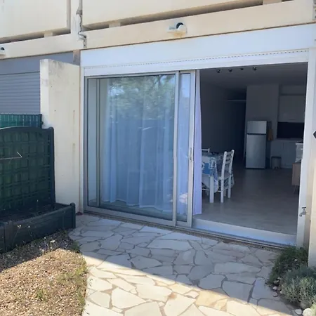 T2 : A 50m De La Plage, Proche Du Port, Jardinet Privatif, Ideal Familles - Fr-1-335-202 * Hyeres
