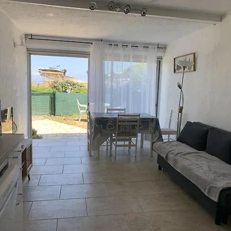 T2 : A 50m De La Plage, Proche Du Port, Jardinet Privatif, Ideal Familles - Fr-1-335-202 Apartment *